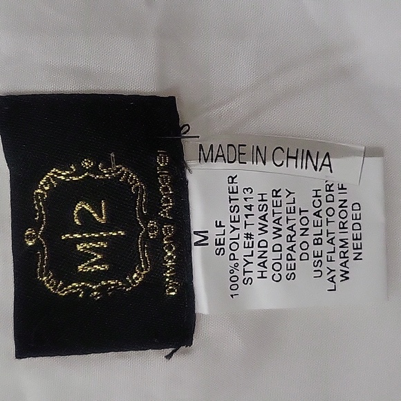 M/2 Ruffled Feathered Sheer Blouse - Picture 4 of 10